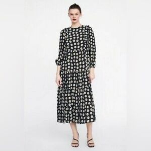 Zara Black Daisy Print Tiered Maxi Gina Dress white black yellow ruffle Small